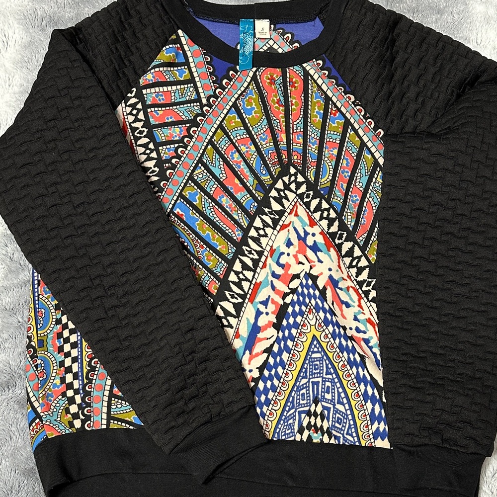 Buttons Black and Vibrant Patterned Crewneck Sweater